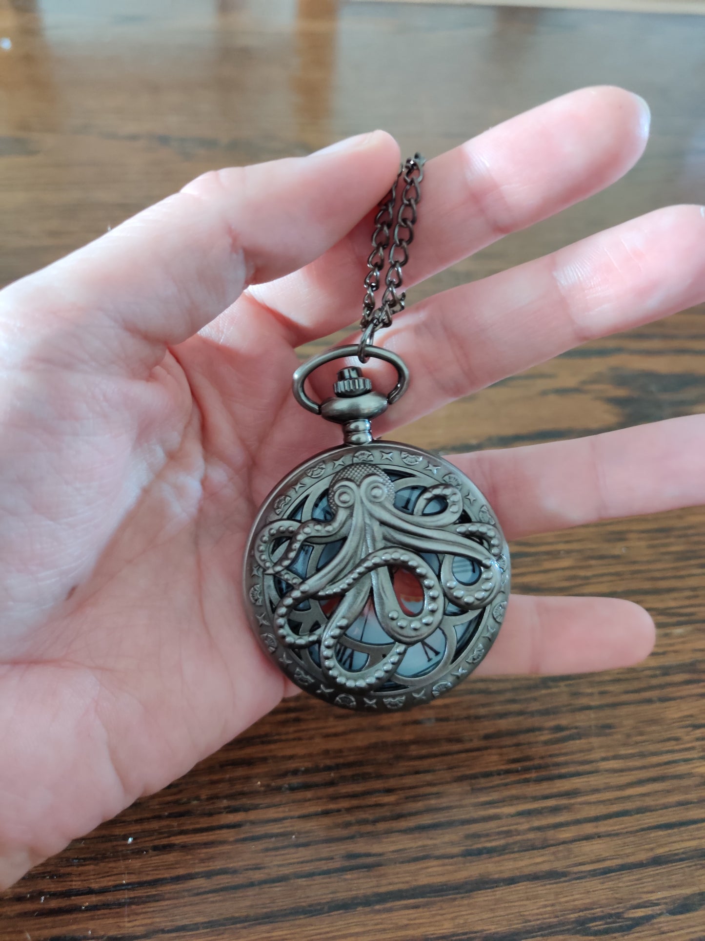 Collier grosse montre à gousset pieuvre